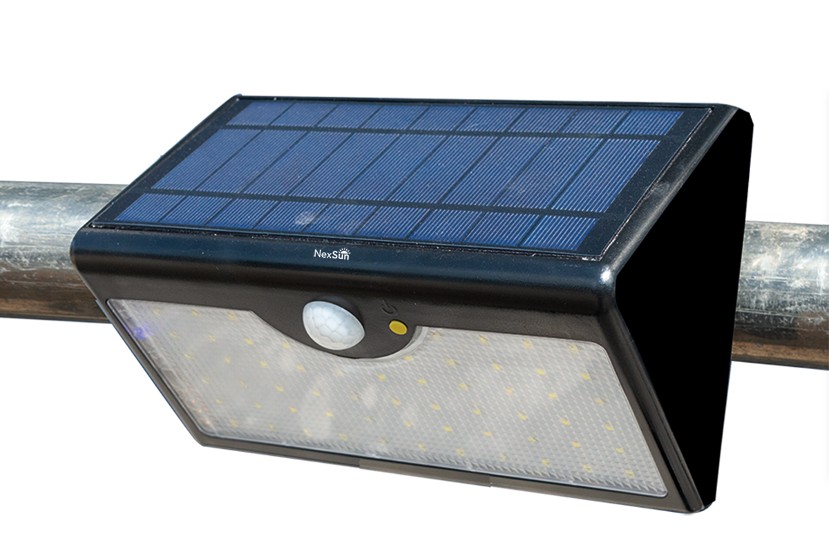 NexSun 1100RC | 1100 Lumens | Remote Controlled Solar Floodlight