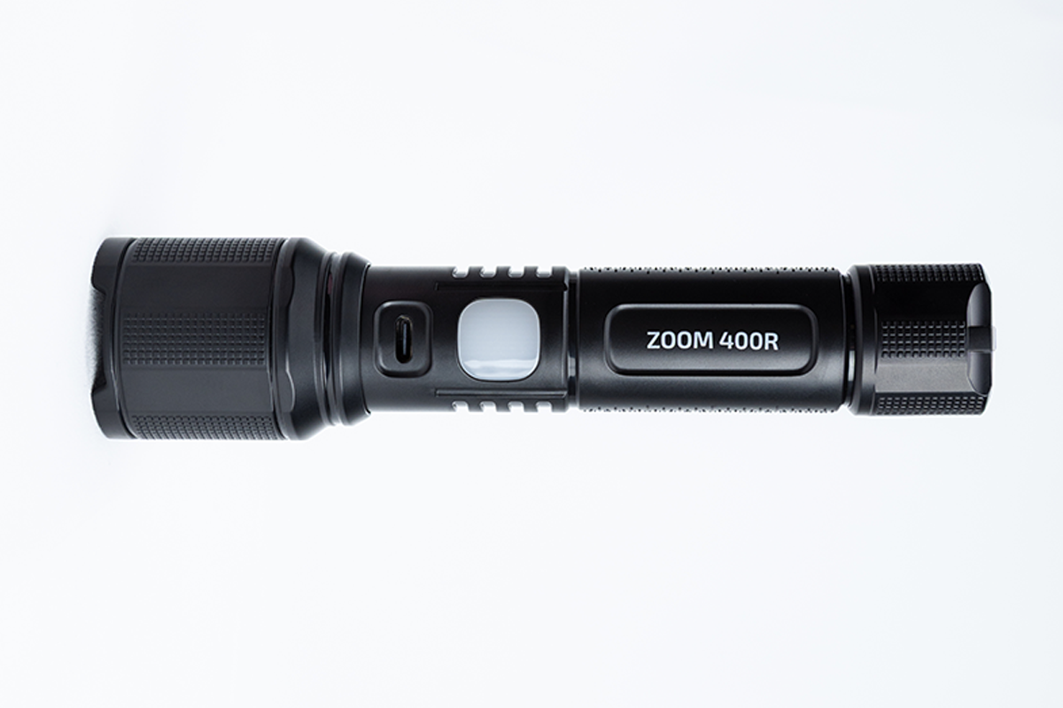 Zoom 400 | 400 Lumens | Compact flashlight with integrated Work Light