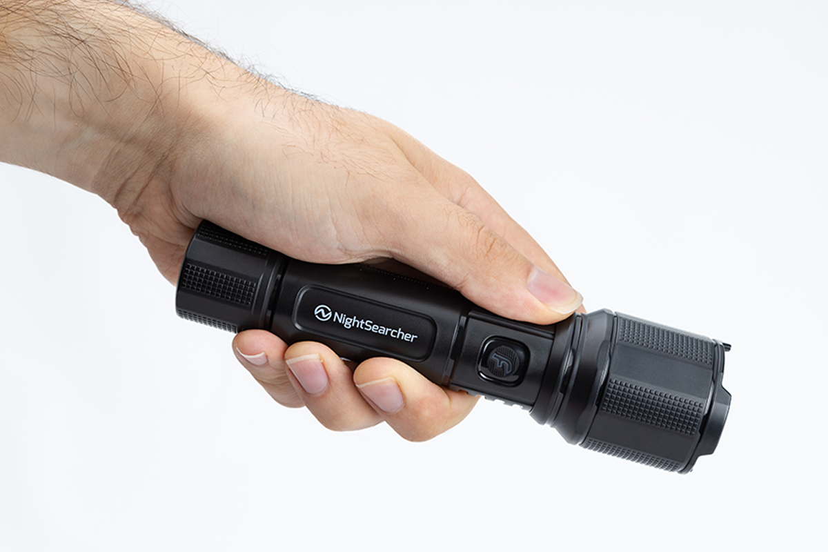 Zoom 400 | 400 Lumens | Compact flashlight with integrated Work Light